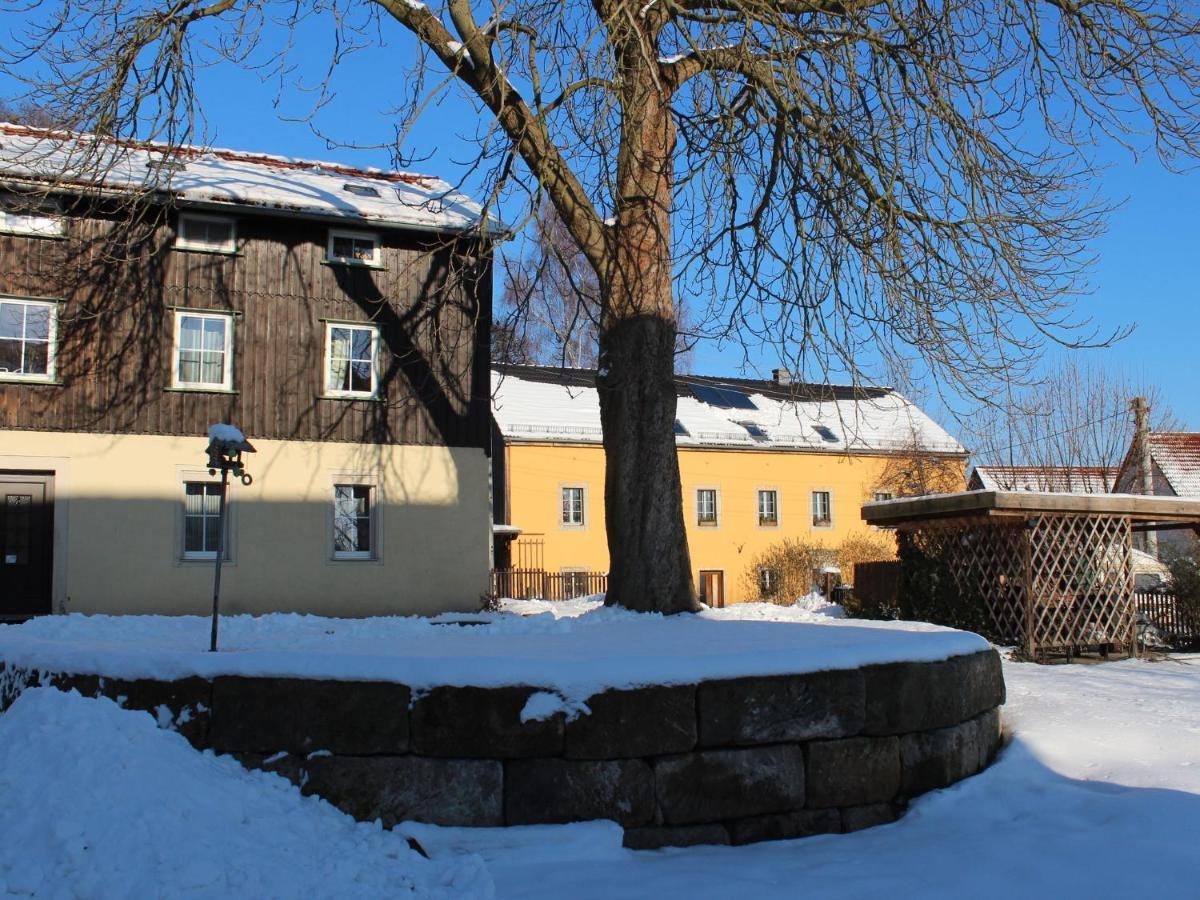 Comfy Apartment In Weissig With Garden Luaran gambar
